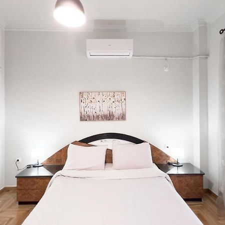 Cozy Cityscape Apartment In Atény Exteriér fotografie