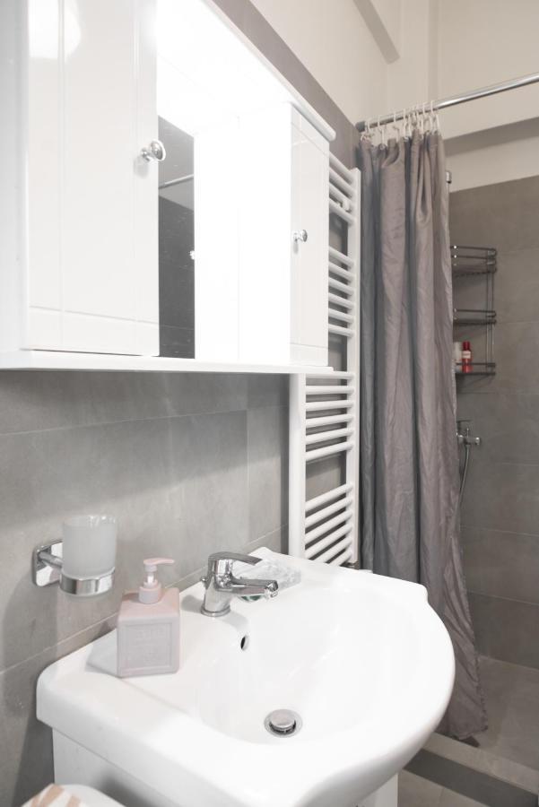 Cozy Cityscape Apartment In Atény Exteriér fotografie